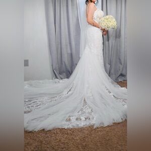 Wedding dress